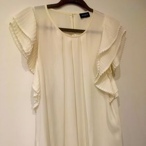KOOKAI White ruffle short sleeve blouse size 38 like new- ideal for work wear